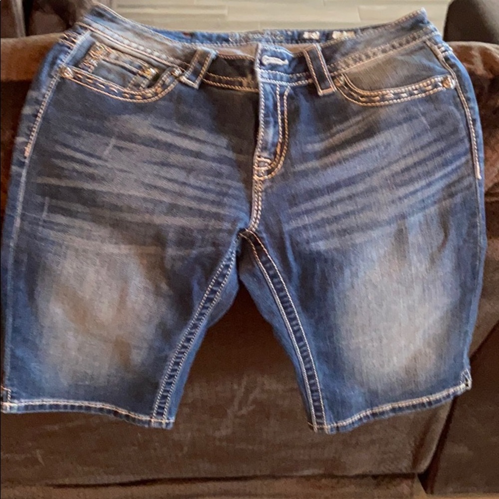 Gently worn Miss me Bermuda
